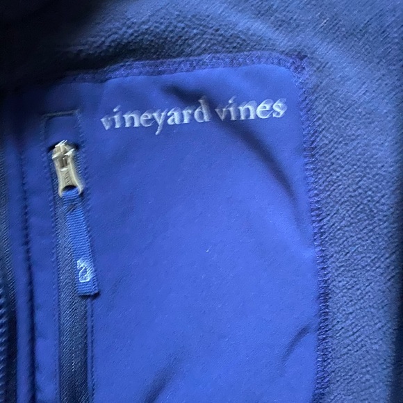 Preowned Zip up fleece by Vineyard Vines (pre-owned) Medium 12-14 - Picture 2 of 5